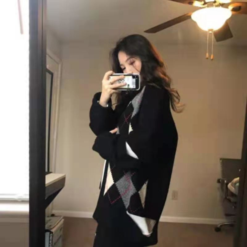 Xiaoxiangfeng cardigan sweater women's loose autumn new ins trend lazy internet celebrity knitted top jacket