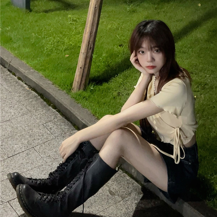 不規則綁帶設計感V領短袖T恤女夏季韓版辣妹風小心機上衣