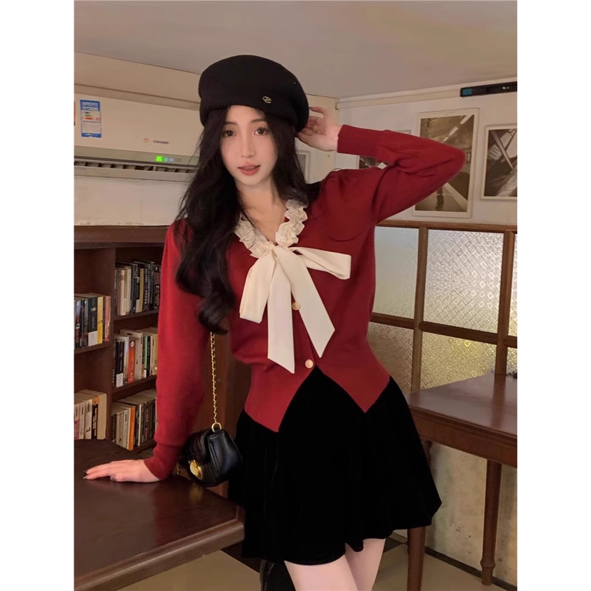 溫柔新款法式復古蝴蝶結綁帶針織衫女設計感氣質顯瘦上衣潮