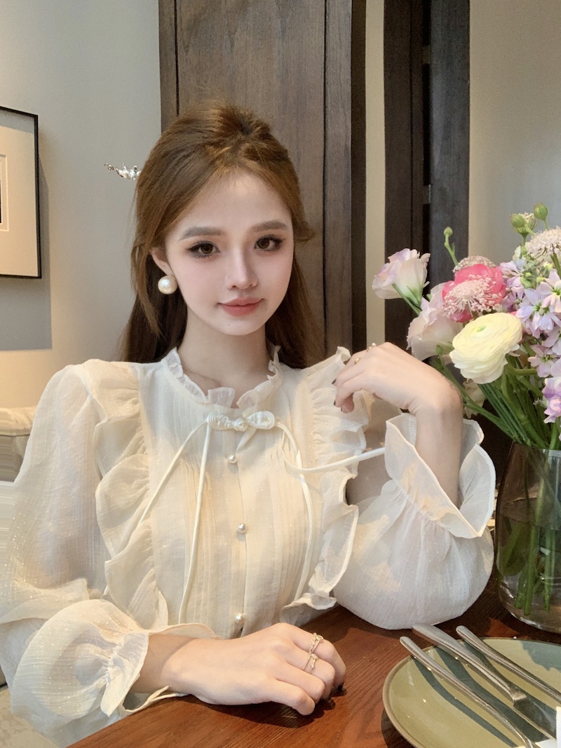 Real shot ~ New Chinese style national style age-reducing solid color shirt exquisite buttoned fungus hem heavy industrial top