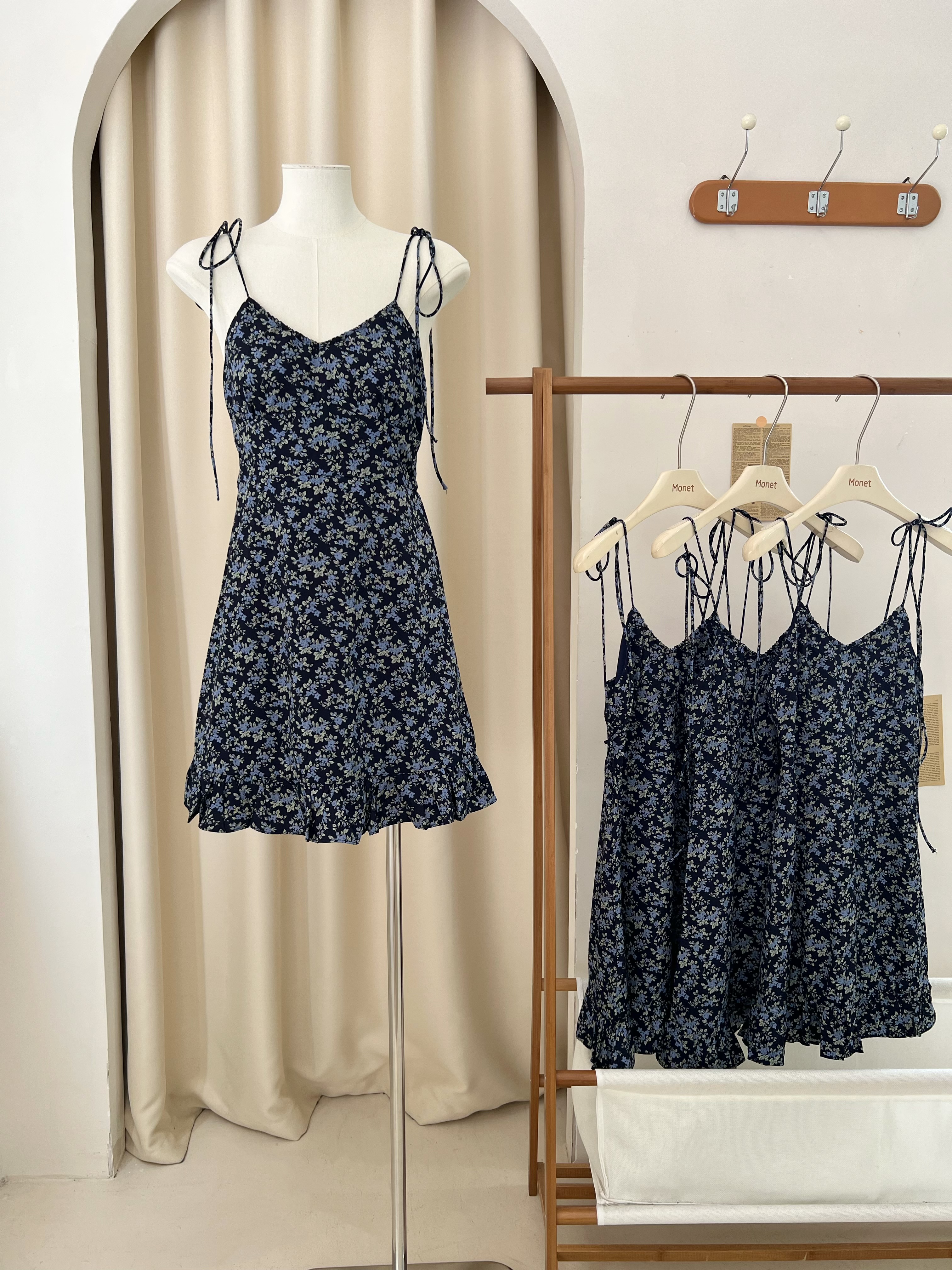 ski by Tannin blue floral skirt suspender skirt for women spring petite short waist slim dress