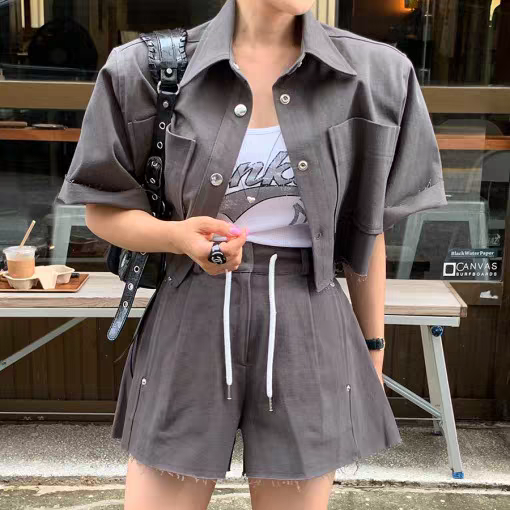 Original lapel short-sleeved raw edge shirt + tie raw edge loose shorts two-piece set