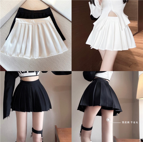 Actual shot of pure lust style versatile white mini skirt for slim and sexy girls, anti-exposure pleated skirt