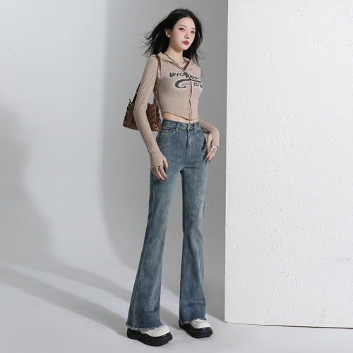 Actual shot of 2024 early spring new small trumpet slightly flared raw edge stretch slimming jeans for women
