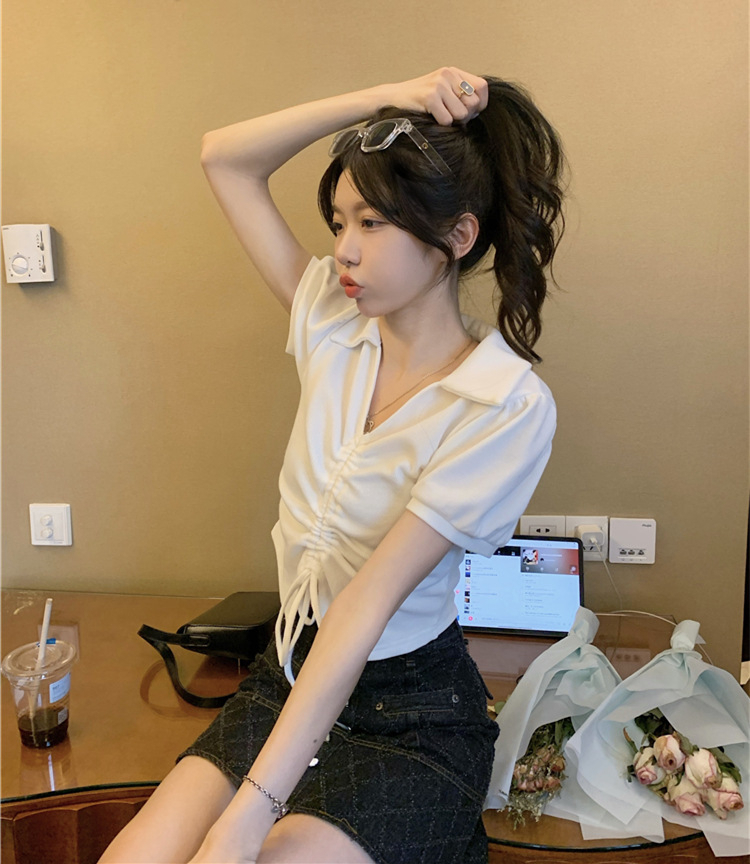 綠色短袖T恤女夏季小眾設計感抽繩V領褶皺短款甜辣風ins