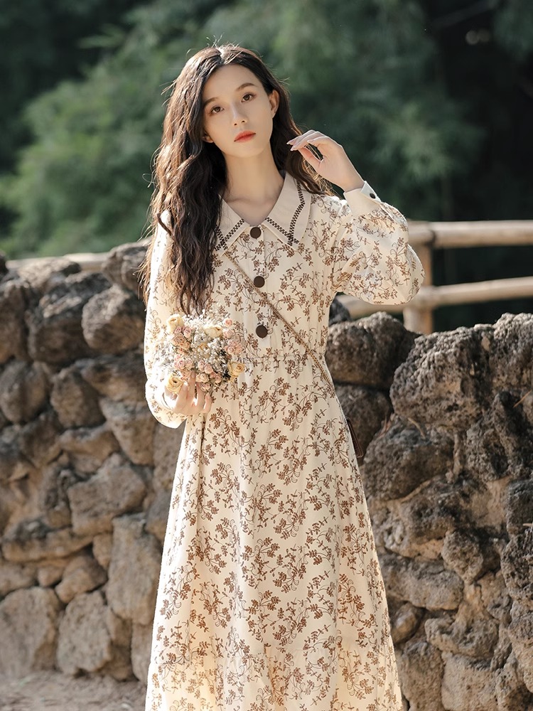 2024 spring new style French gentle long-sleeved shirt floral dress women's high-end temperament slimming small people