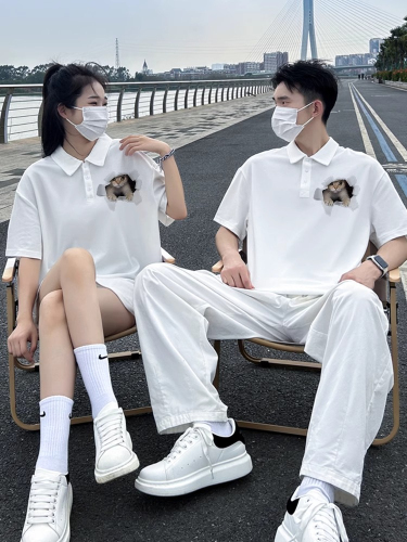 Different certificate registration photo couple wear short-sleeved T-shirt summer wear 2024 new engagement party niche polo shirt