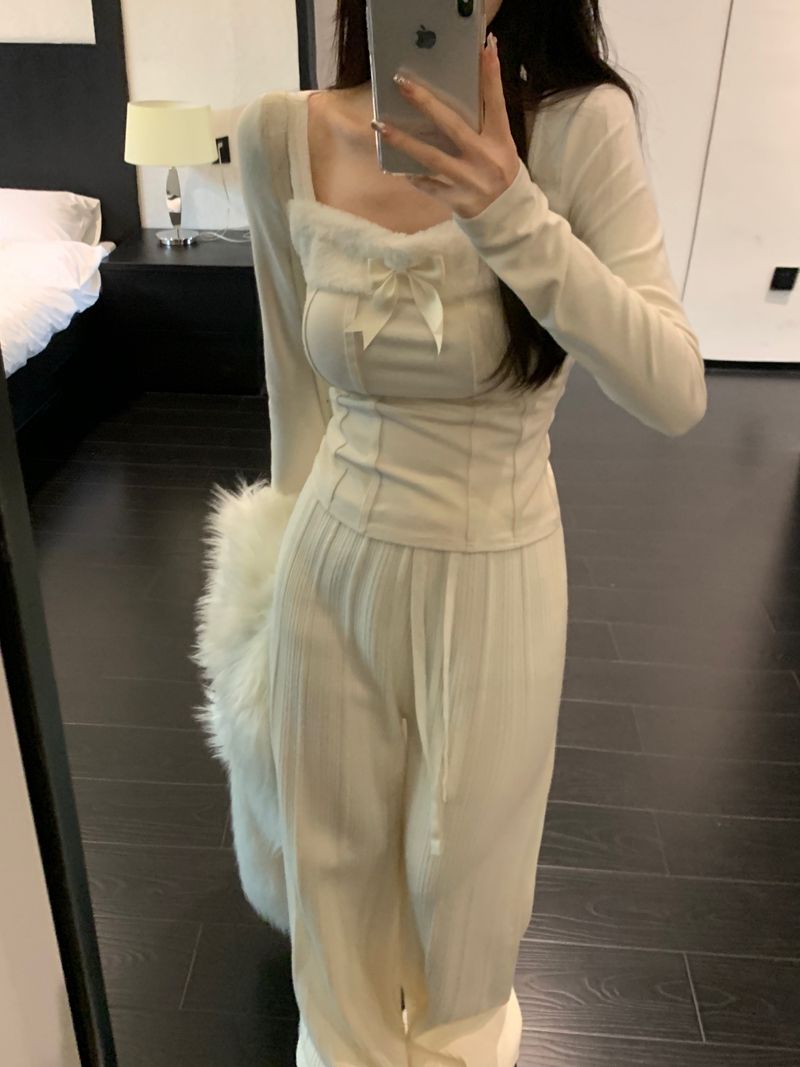 Already shipped sweet hot girl square neck long-sleeved T-shirt women's autumn and winter design bow slim fishbone top
