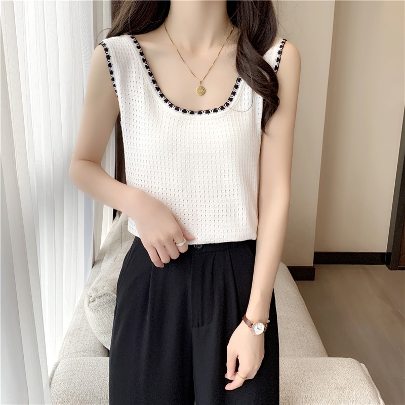 Summer French style outer wear, fashionable and fashionable small vest for women with knitted bottoming, pure desire, sleeveless and chic top