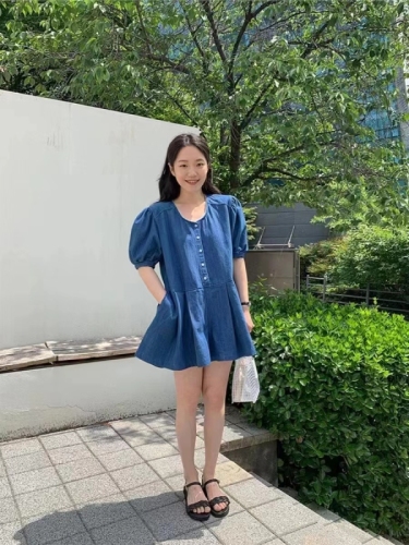 韩国chic夏季圆领单排扣泡泡袖娃娃裙百褶连衣裙