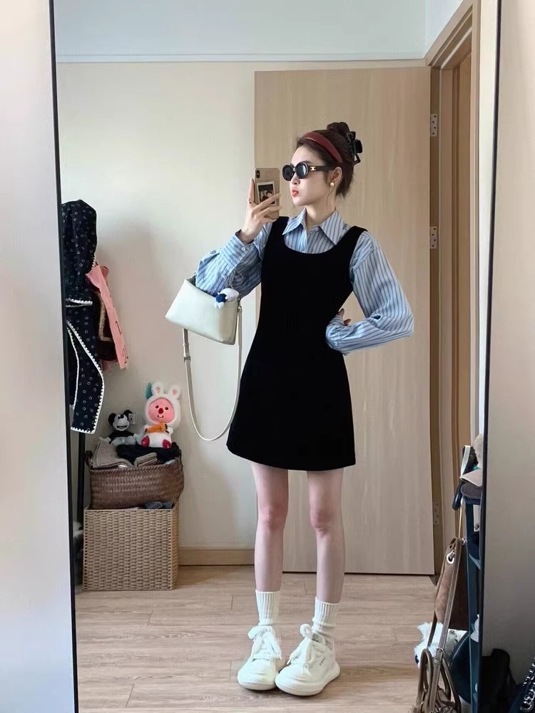 黑色吊帶連衣裙子女氣質設計感小個子疊穿條紋襯衫短裙套裝春秋冬
