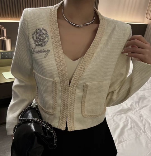 Korea Dongdaemun 2024 early spring French style delicate pearl trim tweed V-neck jacket