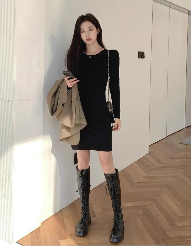 黑色簡約連衣裙女2024年春季長袖針織裙女生遮肉顯瘦梨形身材裙子