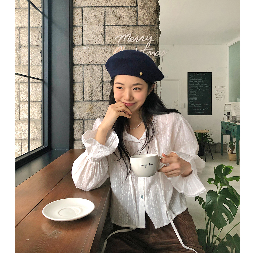 甜美喇叭袖刺繡蕾絲衫 單排扣純色襯衣 2024韓國chic春秋 女上衣