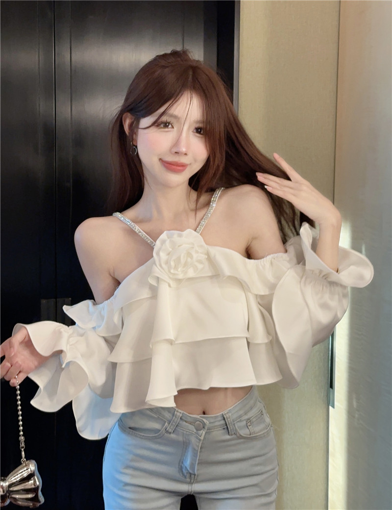 Real shot of niche three-dimensional halter neck brick chain suspender long-sleeved off-shoulder shirt top