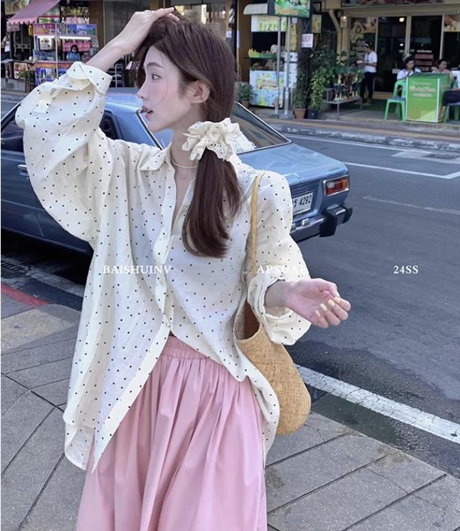 白水女浪漫波點點~露背綁帶肌理感襯衫2/21 10:00新品限時9折