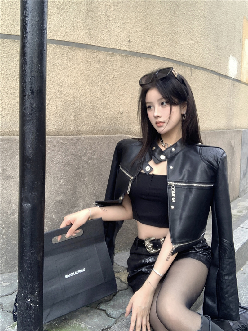 Actual shot ~ 2024 spring new hot girl horizontal zipper stand collar shoulder pad PU leather short coat motorcycle jacket leather jacket