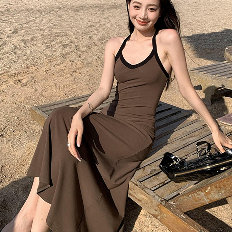 吊帶背心裙女夏外穿別致獨特設計感小眾收腰a字連衣裙2024女新款
