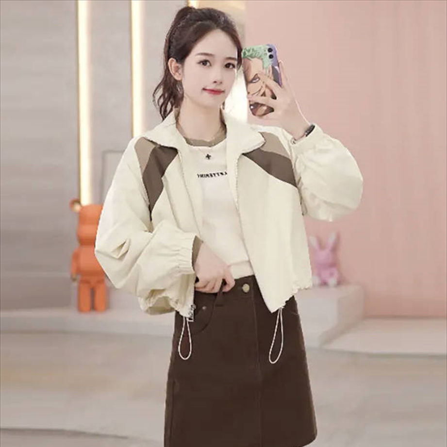French New 2024 Spring and Summer Spliced ​​Jackets Short Jackets Women's Casual Versatile Slim Tops for Little People