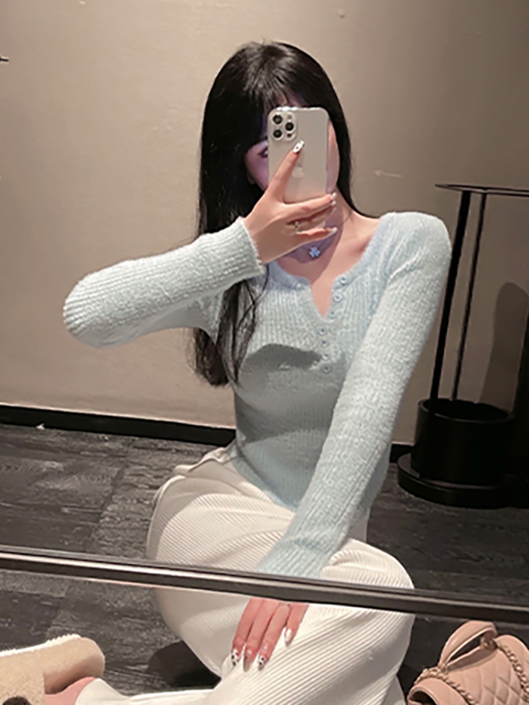 短款毛衣女新款2024仿貂絨藍色針織衫高級感修身顯瘦上衣打底衫女