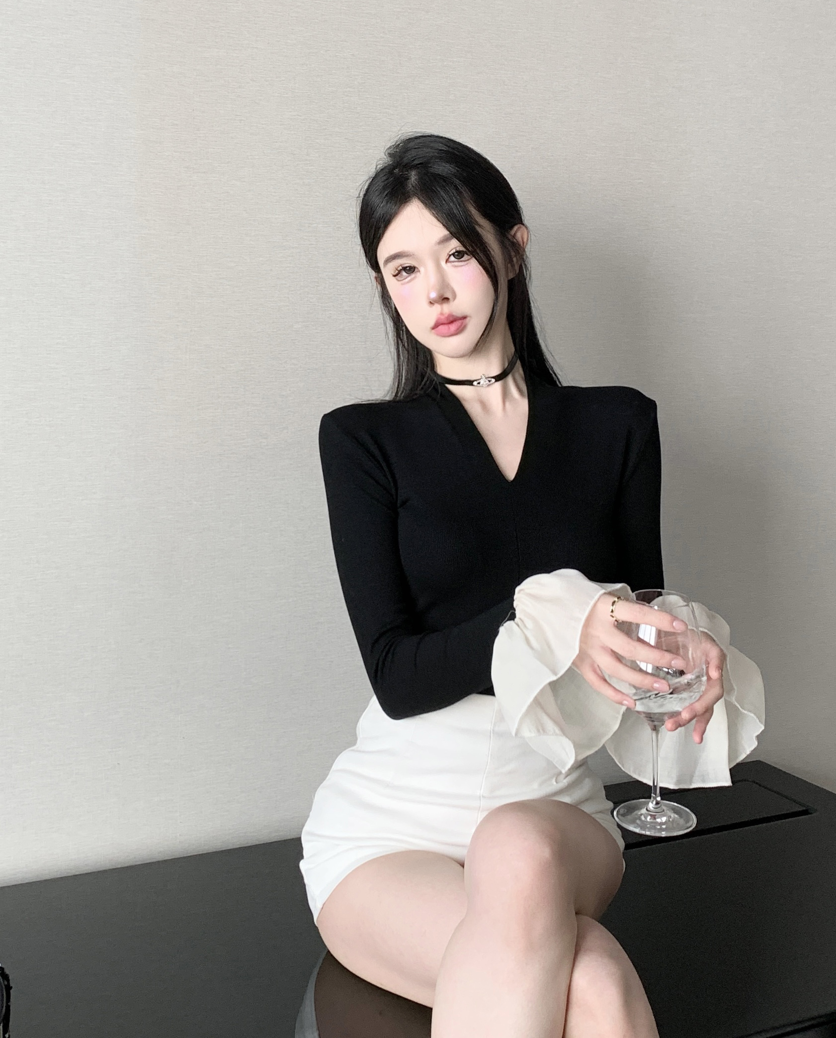 Actual shot of early autumn new pure lust sexy low-cut v-neck sweater with slim inner layer for women