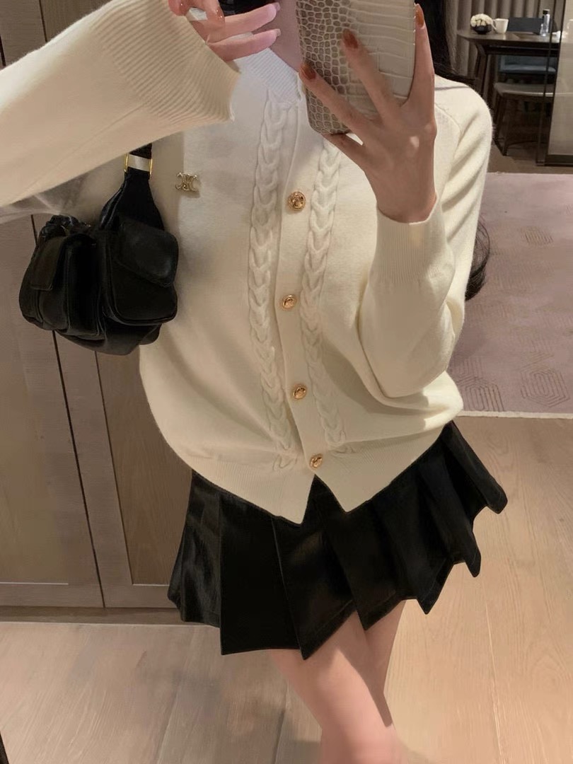 凱旋門小香風針織開衫外套女春秋新款氣質名媛風高級感時尚毛衣潮