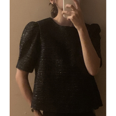 Add color, small fragrance, elegant round neck, puff sleeves top