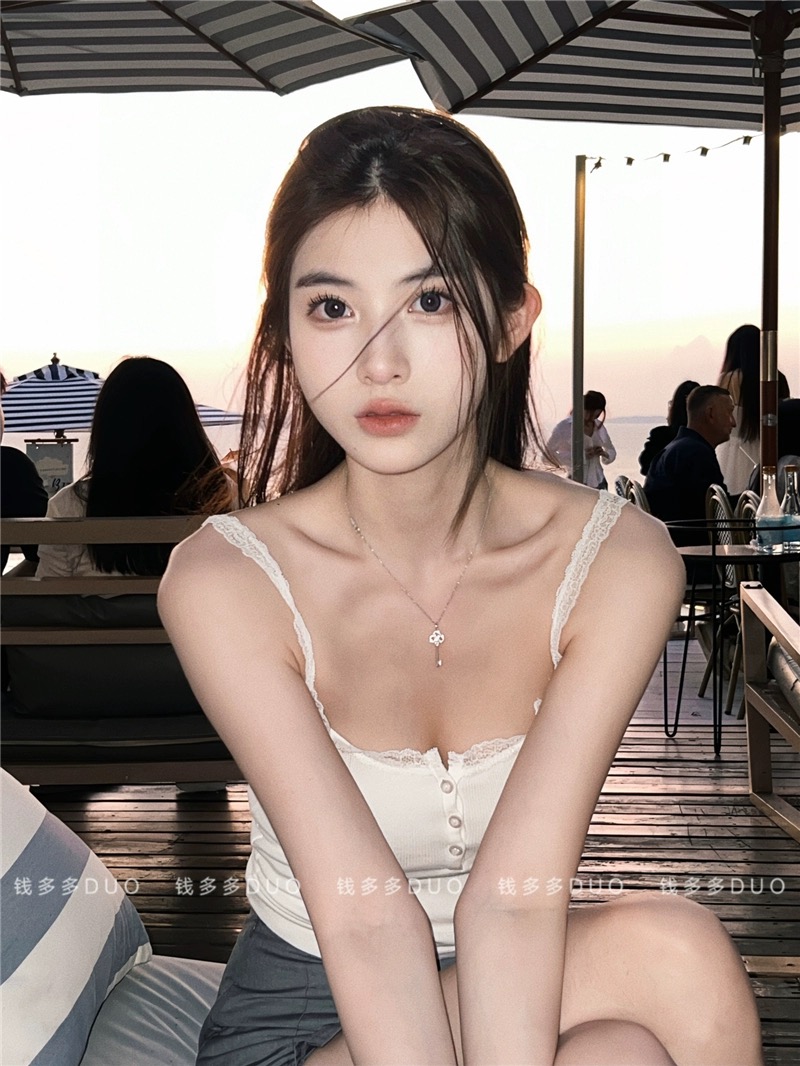 純欲風奶系穿搭小個子顯身材蕾絲花邊上衣性感辣妹吊帶背心女內搭