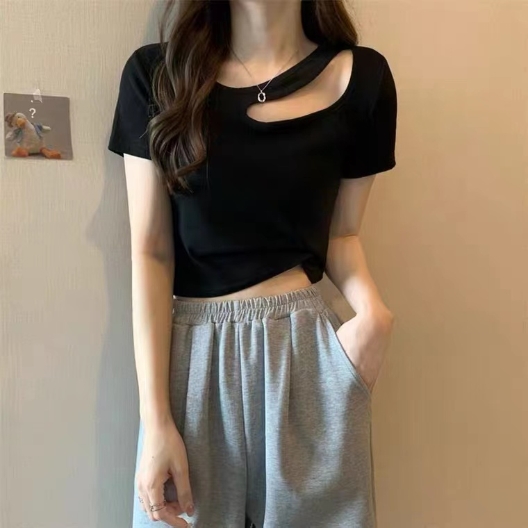 網紅款2024夏季純欲風設計感鏤空修身短款打底衫短袖T恤女