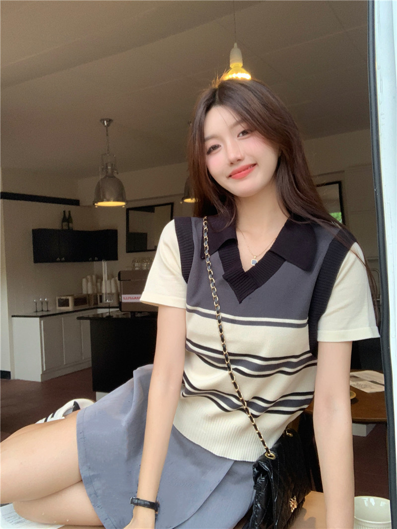 Real shot~Summer new Korean style striped fake two-piece V-neck pullover knitted top
