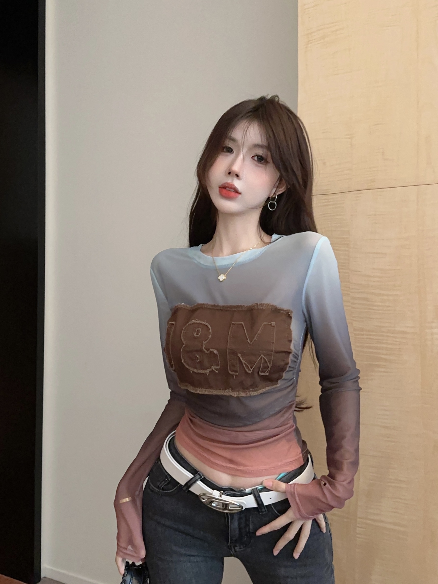 Actual shot ~ 2024 new slim fashion age-reducing letter printed gradient mesh sun protection T-shirt long-sleeved top