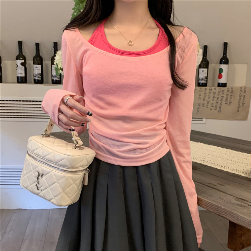 Actual shot of spring slimming fake two-piece long-sleeved T-shirts with contrasting color splicing thin tops