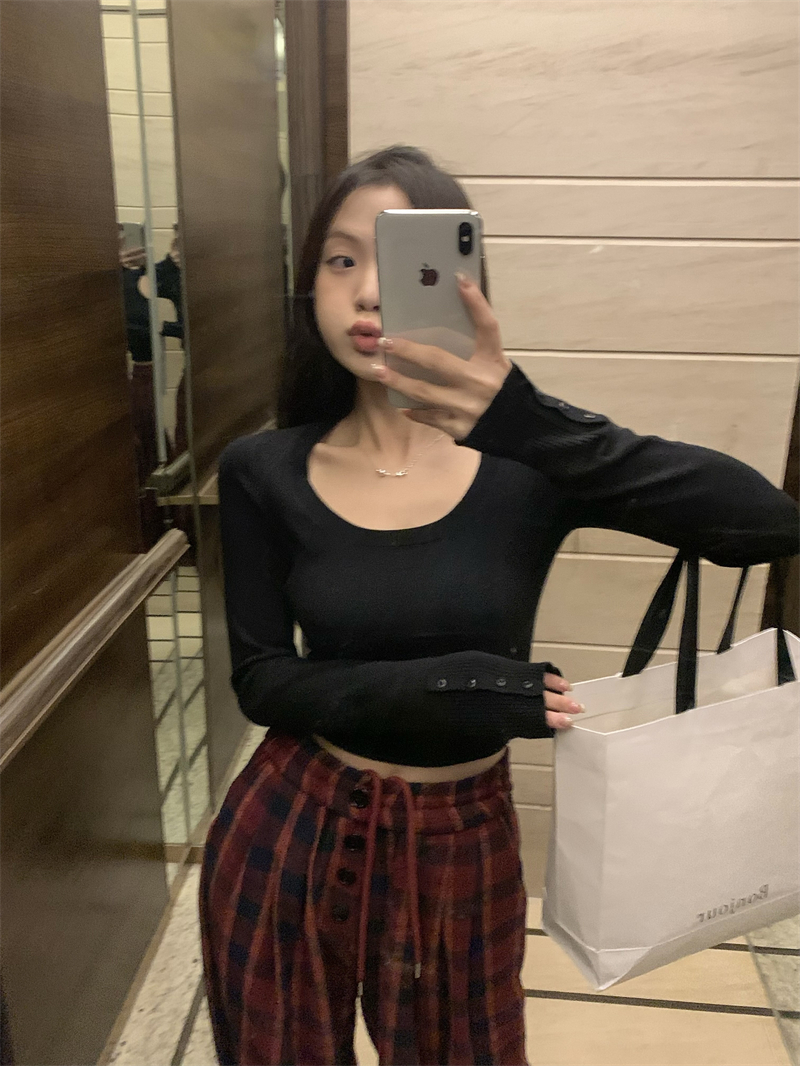 Actual shot~Korean style gentle slimming short long-sleeved sweater top