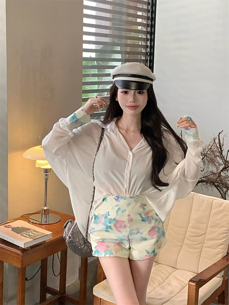 實拍  新款氣質設計清冷感花套裝襯衣襯衫+短褲熱褲兩件套