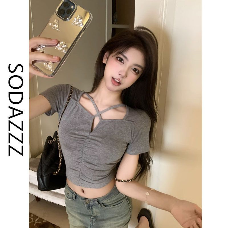韓版正肩短袖t恤女夏辣妹復古褶皺氣質設計感小眾短款上衣