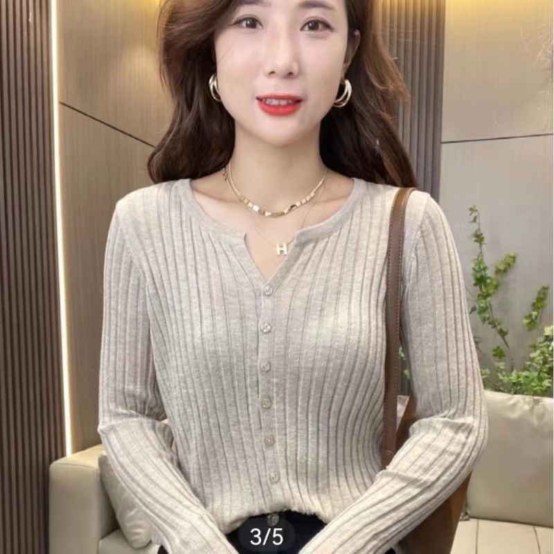 坑條針織打底衫女春秋款洋氣別致小衫修身顯瘦糖果色v領開衫上衣