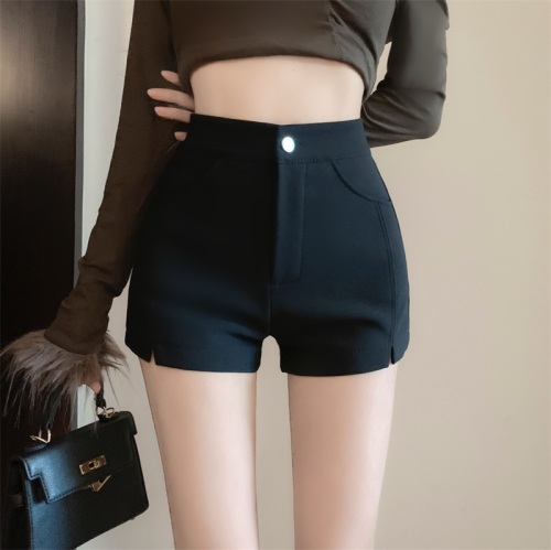 Real shot!  Black elastic high-waisted slim and versatile A-line suit shorts for all seasons outerwear