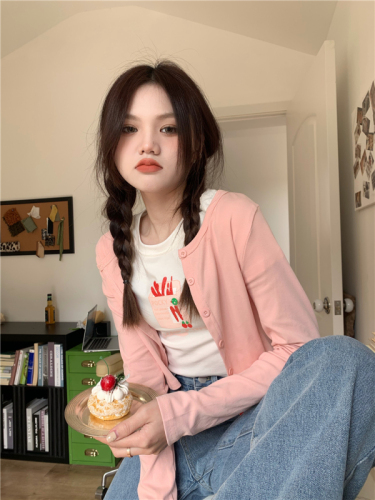 Real shot of sweet and spicy short T-shirt + cardigan two-piece set