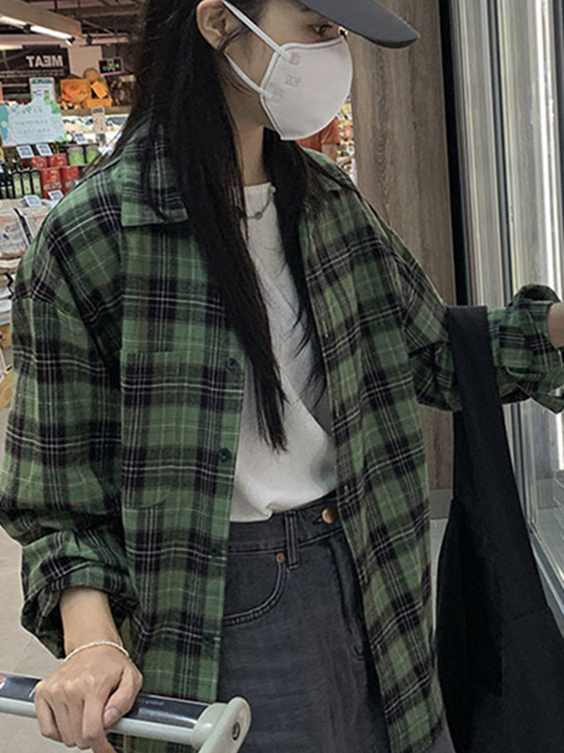 高級感綠色格子襯衫女早秋季寬鬆設計感小眾開衫上衣長袖襯衣外套