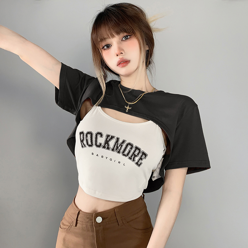 Street hot girl style short discreet T-shirt blouse two-piece set new slim fashion letter niche inner wear summer