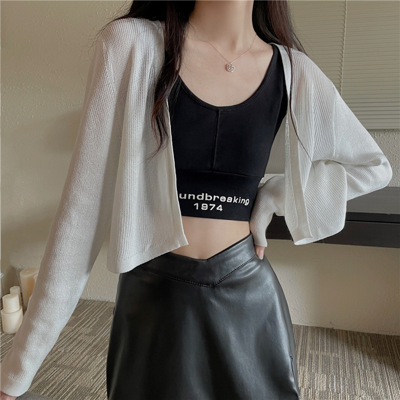 Real shot of new knitted cardigan, loose and lazy style, long-sleeved sun protection top