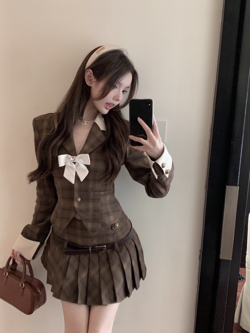 實拍 韓版修身顯瘦甜辣格子小西服短外套+高腰百褶短裙套裝
