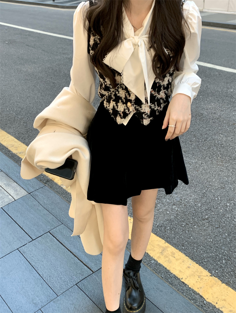 實拍~小香馬甲蝴蝶結襯衫絲絨半身裙三件套