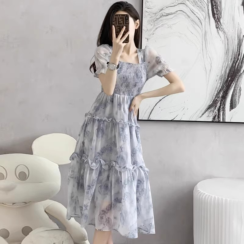 茶里茶氣碎花連衣裙子女裝夏季2024新款法式收腰長裙仙氣超仙森系