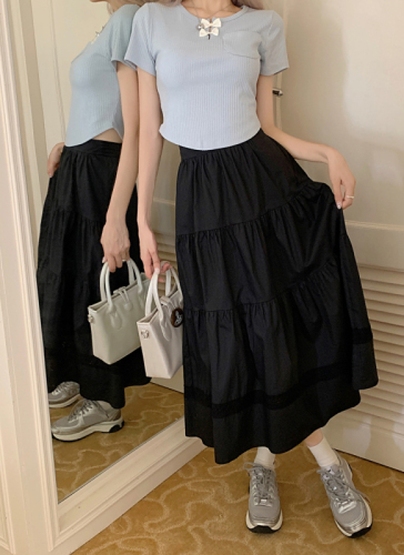 Actual shot of the new French-style spliced ​​lace hollow high-waisted A-line long skirt and skirt for women, fresh and fresh