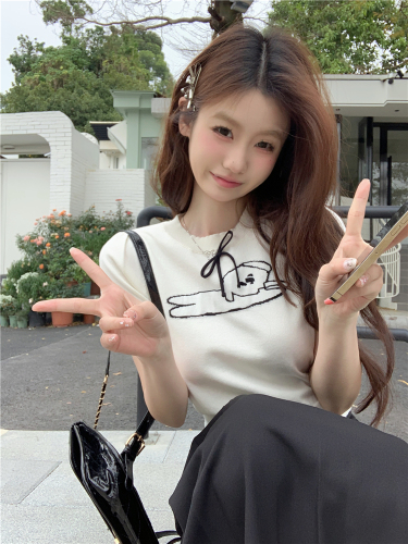 Actual shot of spring new style~Korean version of gentle wind and sweet cloud dog jacquard knitted top