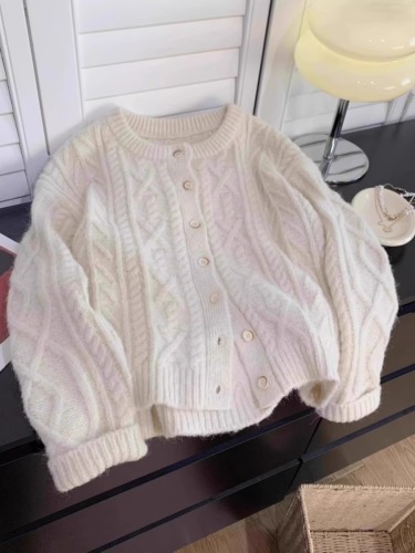 2024 Spring Japanese Soft Breast Style Retro Twist Sweater Feminine Knitted Cardigan White Lazy Style Jacket