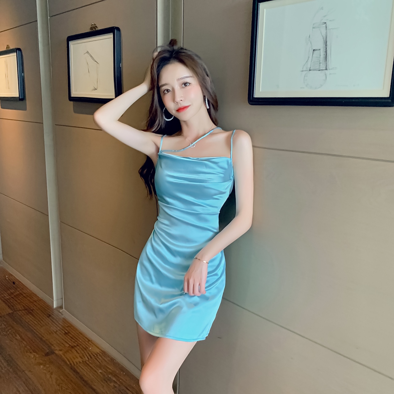 Real shot of temperament and sexy OL simple elastic satin tight suspender silky hip-hugging dress