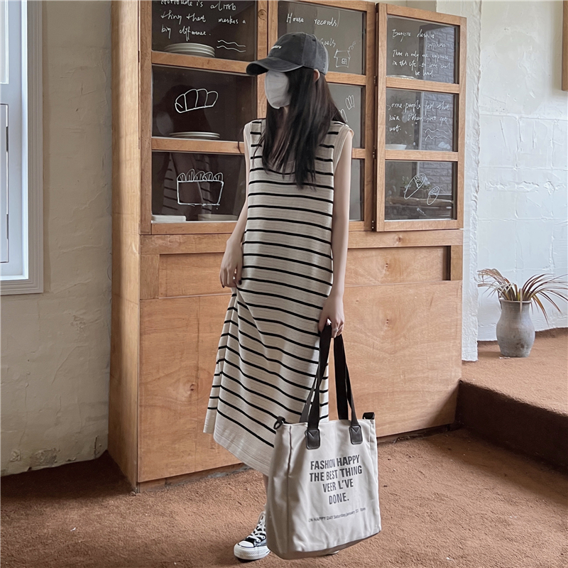 Real shot Korean style knitted dress striped long skirt tall and slimming high waist skirt for women