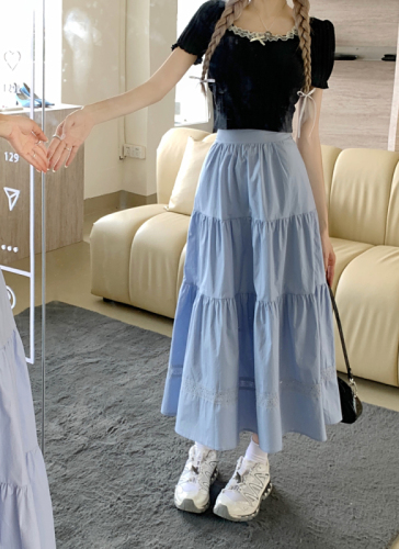 Actual shot of the new French-style spliced ​​lace hollow high-waisted A-line long skirt and skirt for women, fresh and fresh